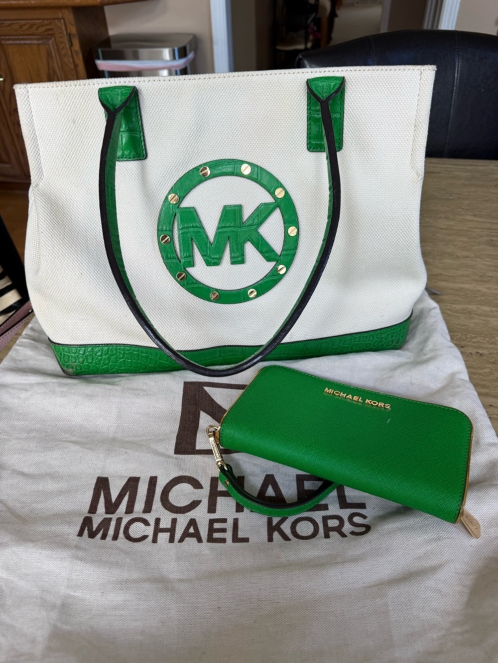 Michael Kors White & Green Canvas Tote with Green Wallet, some wear on corners